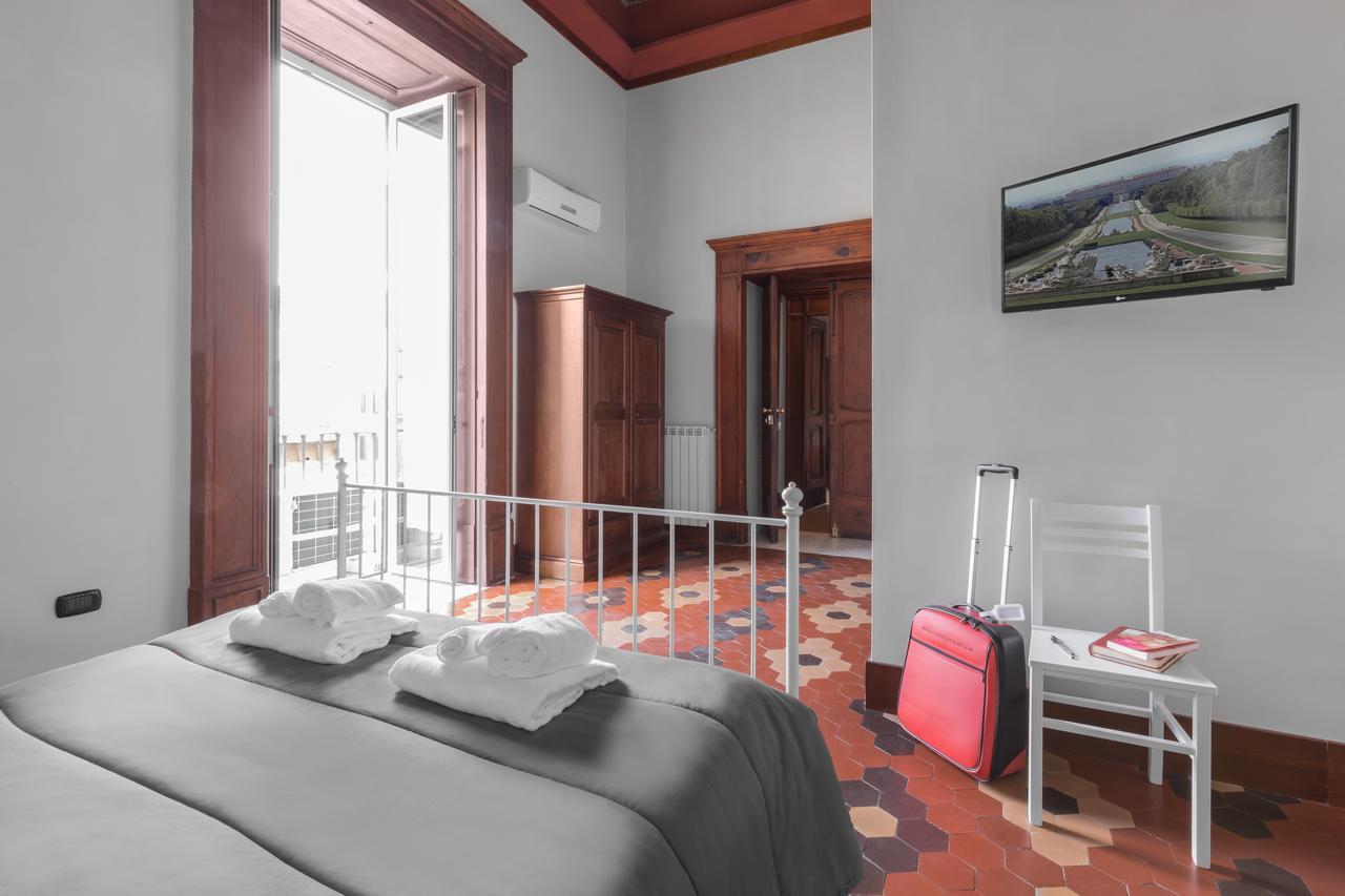 Opera Home Napoli Eksteriør billede