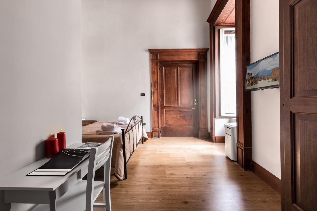 Opera Home Napoli Eksteriør billede