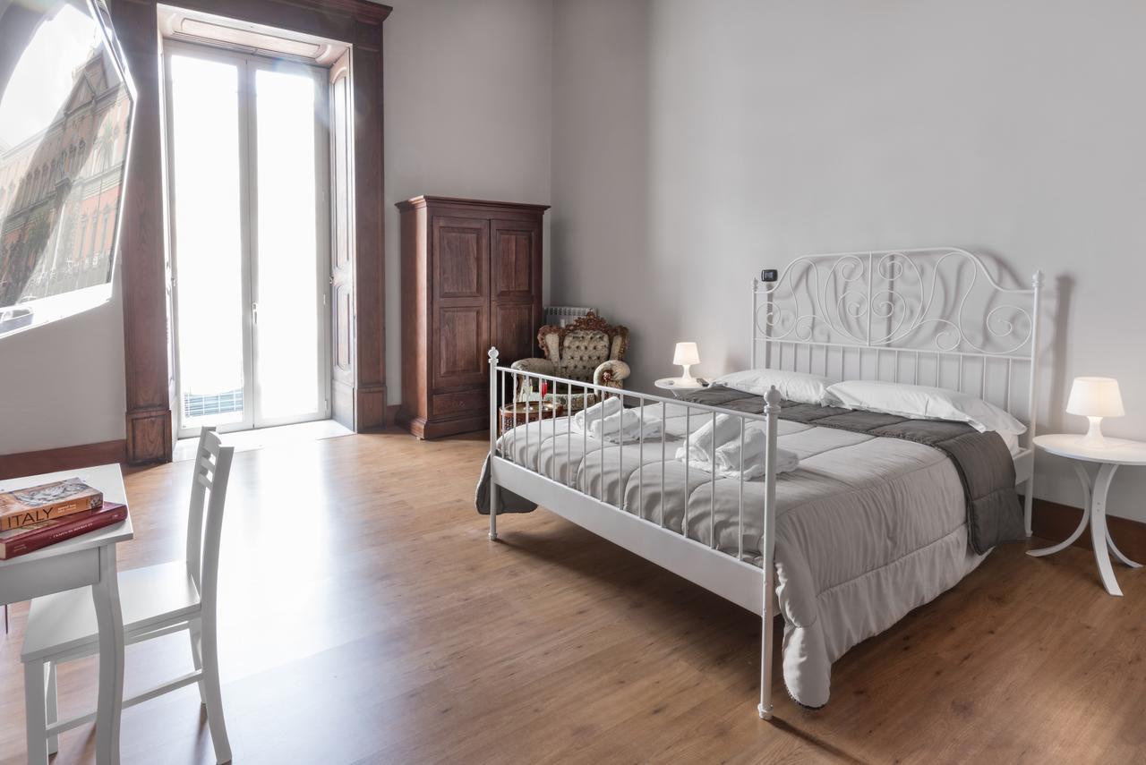 Opera Home Napoli Eksteriør billede
