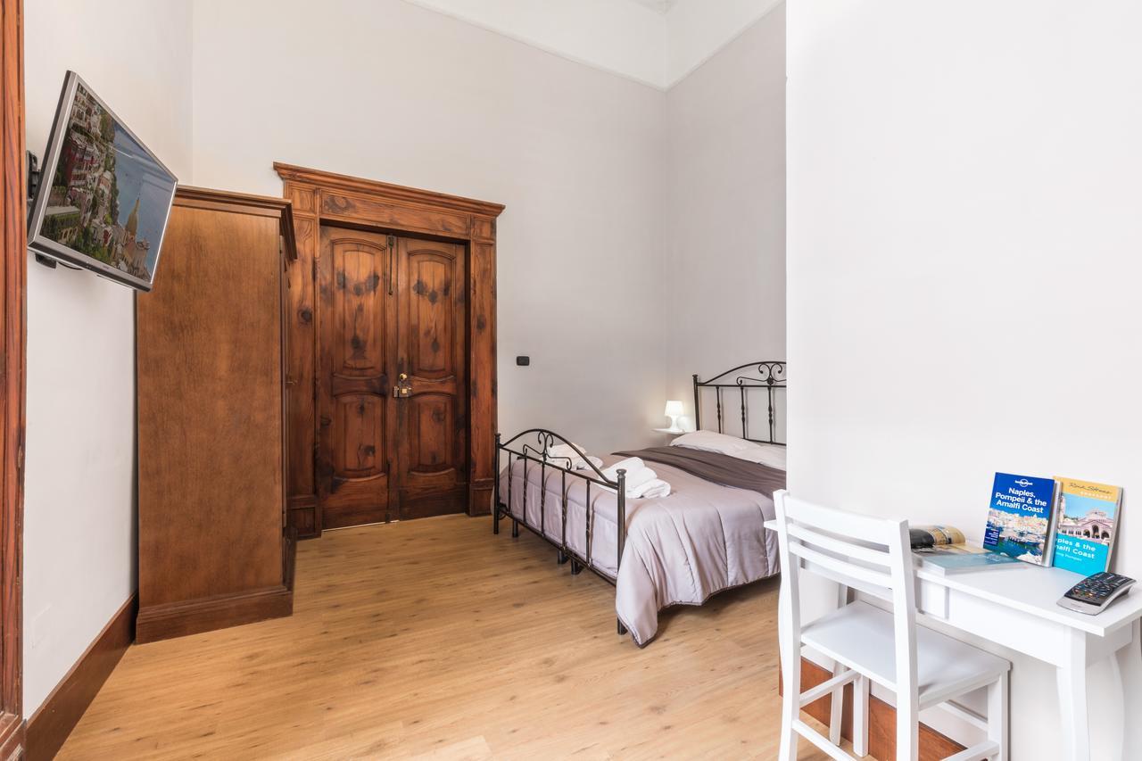 Opera Home Napoli Eksteriør billede